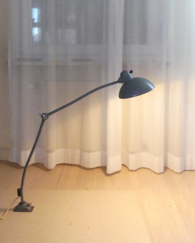 Grande lampada braccio - lampada, a
